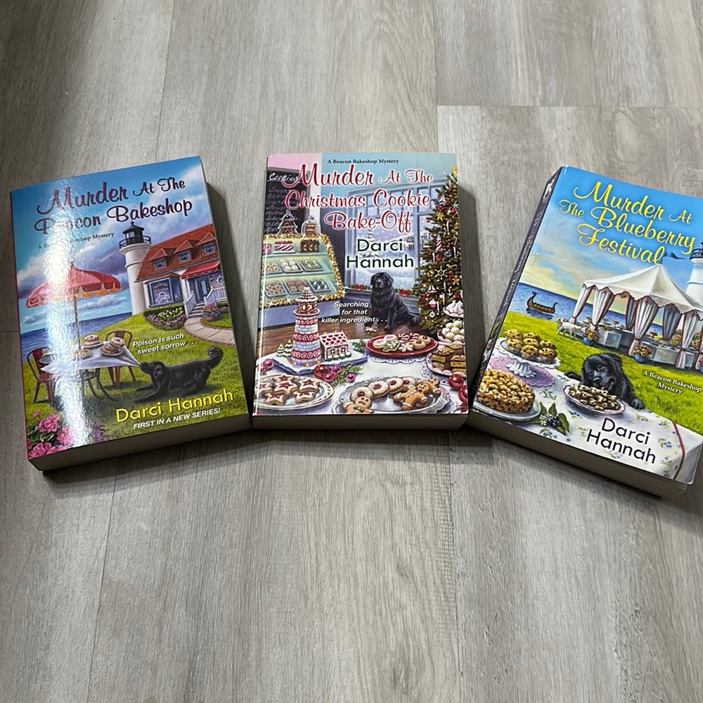 Beacon Bakeshop Murder full Mystery Series by Darci Hannah